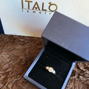 Sapphire and sterling silver ring - size 4